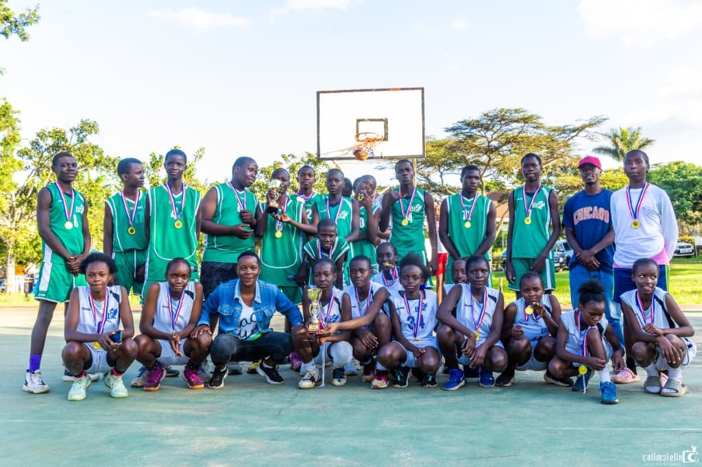 Large ANSA squad with medals and trophies after competition